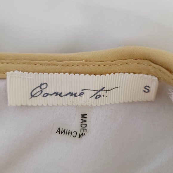 Comme Toi Scalloped Peter Pan Collar Blouse - Picture 4 of 6